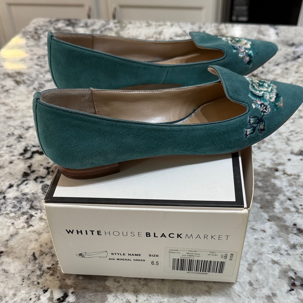 White House Black Market Green suede embroidered Floral Women's Loafers - Picture 5 of 8